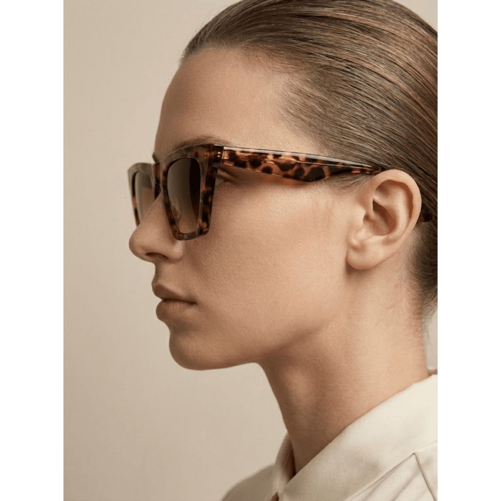 RetroVogue CatEye Shades - Lunessa